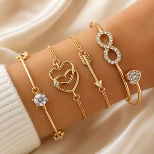 Bracelet vintage en alliage avec pendentif papillon, cœur, perle, strass et roses, chaîne cubaine, pour femme, vente en gros de bijoux - Product Image 4