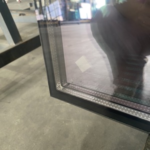 Unité de vitrage sur mesure en verre creux isolant de haute qualité et stable pour divers travaux de décoration de façades architecturales - Product Image 2