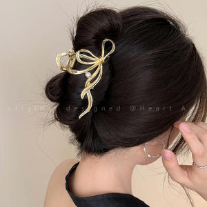 YT, recién llegado, pinzas <span class=keywords><strong>de</strong></span> pelo <span class=keywords><strong>de</strong></span> Metal <span class=keywords><strong>de</strong></span> lujo, gran lazo en forma <span class=keywords><strong>de</strong></span> <span class=keywords><strong>plata</strong></span> pintada en oro para mujeres y niñas - Product Image 4