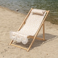 HE-1295, Manufacture de haute qualité en plein air jardin en bois massif chaise de plage pliante chaise longue Patio Camping chaises avec glands