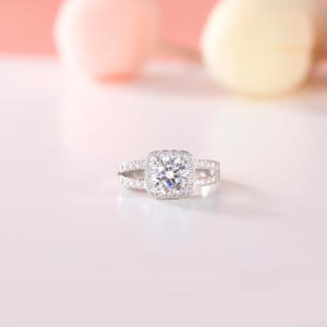 แหวนทองแดงประดับเพชรคิวบิกเซอร์โคเนีย 2 กะรัต สำหรับผู้หญิง แหวนแต่งงาน แหวนคู่รัก แหวนทรงโค้งมน แหวนเจ้าสาว ไซส์ 3.5-12 - Product Image 4