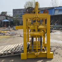 Machine à blocs de béton manuelle QT4-40, machine à briques creuses pour petite usine, facile à utiliser, faible investissement, forte demande au Ghana