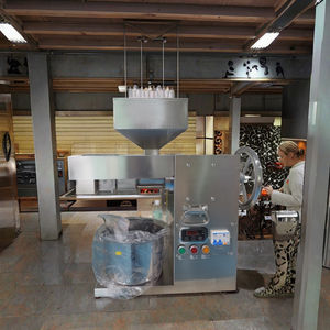 LYF T80 Schnelle Kleine Kommerzielle Halbautomatische Kalt- und Heißpressölmaschine für Erdnüsse, Sesam, Sojabohnen, Raps, Teesamen-Energie - Product Image 3