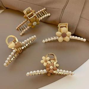 Accessoires pour <span class=keywords><strong>cheveux</strong></span> pour femmes de grande taille, style coréen Dongdaemun, métal haut de gamme, papillon, fleur, incrusté de diamants - Product Image 1