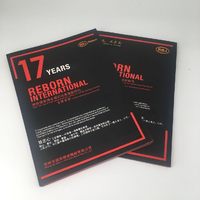 Service d'impression de brochures et de livrets professionnels à faible coût, avec conception gratuite et reliure agrafée en couleur