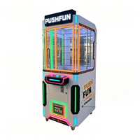 Machine d'arcade PushFun Push Prize |   Distributeur de cadeaux LUCK à monnayeur, construction métallique, version anglaise, garantie 1 an pour les parcs d'attractions