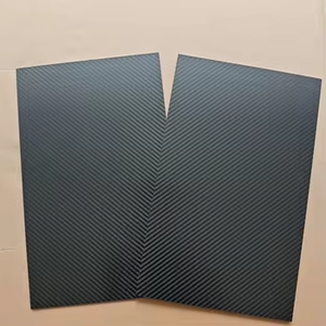 Paneles delgados de fibra de carbono para carcasas electrónicas Dispositivos de protección contra caídas Mejora de la disipación de calor Patrón de tubo de fibra de carbono - Product Image 3