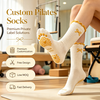 Chaussettes de Pilates antidérapantes pour Yoga, Barre, Reformer, avec logo, respirantes, rembourrées, chaussettes mi-mollet pour femmes, chaussettes personnalisées