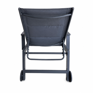 Chaise longue d'extérieur en aluminium avec tissu Teslin rembourré, accoudoirs et roulettes, chaise longue inclinable pour le jardin - Product Image 6