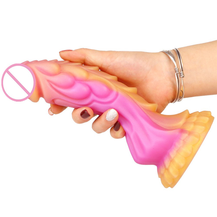 Gilam fonida 90-yillardagi rus pornosi