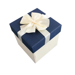High quality rigid Cardboard Gift Box Paper Boxes with lid and ribbon