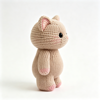 Jouet en peluche tricoté en forme de chaton, provenant directement de l'usine, figurine de chat assis en peluche tricotée, poupée animale en peluche tricotée en gros