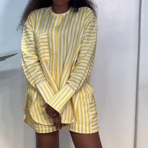 Ensemble 2 pièces rayé grande taille pour femme : chemise à manches longues et short décontracté – Tendance - Product Image 5