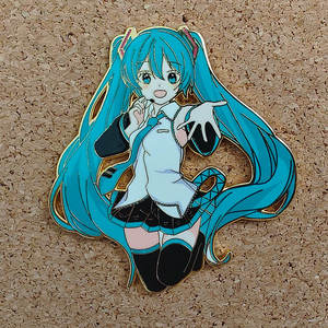 Épingles en émail personnalisées avec impression sérigraphique, style dessin animé mignon et <span class=keywords><strong>girly</strong></span>, fabriquées par le fabricant - Product Image 1