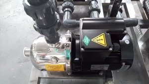 Bomba de Filtro de Agua con Todas las Piezas Principales de Acero Inoxidable para Tratamiento de Agua, Conector de Entrada y Salida con Rosca o Brida para Opción de Voltaje - Product Image 1