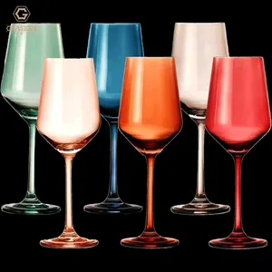 Vendita calda di bicchieri di vino colorato Set di 6 12oz stile italiano alto gambizzato bicchieri di vino colorato