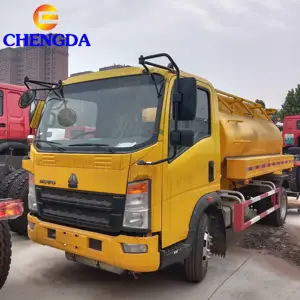 4x2 2000 Gallon Used Fuel Delivery Truck Price Diesel Oil Tanker Diesel Fuel Tank Truck