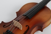 Chine Vente en gros pas cher Violon professionnel pleine grandeur Violon 4/4 3/4 1/2 1/4 1/8 Corps en tilleul Finition mate