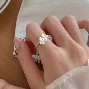 Anillo de Plata de Ley S925 con Forma de Mariposa para Mujer, Anillo Abierto para el Dedo Índice, Joyería Simple y Elegante para Regalo - Product Image 1