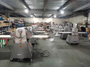 <span class=keywords><strong>Prix</strong></span> <span class=keywords><strong>d</strong></span>'usine 0,75 kW Laminoir à pâte automatique commercial pour beignets et pâtisseries, équipement pour margarine - Product Image 6
