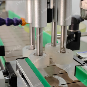 Máquina taponadora de botellas al por mayor de fábrica, máquina taponadora de escritorio, loción cosmética, tornillo de botella de plástico, máquina taponadora automática - Product Image 5