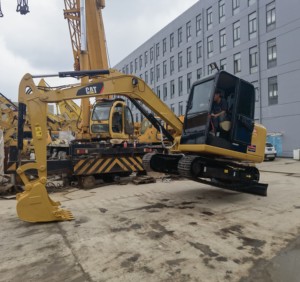 รถขุดไฮดรอลิกญี่ปุ่น Caterpillar 305.5E2 น้ำหนัก 5.5 ตัน สภาพดี CAT 305.5E2 เครื่องขุดดินสำหรับขาย - Product Image 5