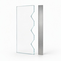 Panneau de verre trempé sur mesure, industriel, moderne, rainuré et perforé, 6 mm