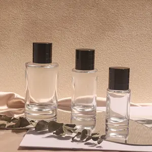 Hot Sale Empty Circular Portable Flat Shoulder 25ml 50ml 100ml Fragrance Cosmetics Packaging Spray Glass Perfume Bottle