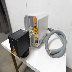 Sistem Penandaan Laser VECTORMARK COMPACT VMC 3 HSR 10 Baru Asli & PLC M4799 * Nilai Tak Terkalahkan * Tersedia - Product Image 1