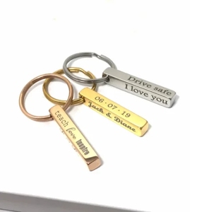 Portachiavi Personalizzato 3D con Barra Verticale a 4 Lati Incisa con Musica <span class=keywords><strong>Spotify</strong></span>, Ciondolo Portachiavi Personalizzato - Product Image 5