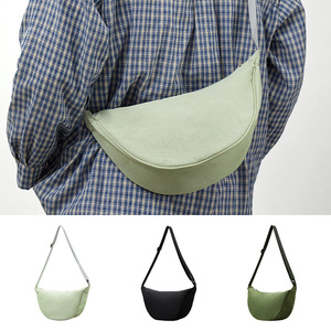 Bolso Bandolera Color Verde Menta, Verde Militar, Negro, Cierre de Cremallera, Ligero, Unisex, Uso Diario - Product Image 1
