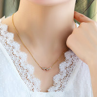 Collier pendentif tendance en acier inoxydable 316L plaqué or 18 carats avec zircon scintillant multi-pierres pour femme
