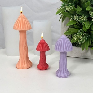 Moule en silicone en forme de champignon pour bougies, idéal pour la décoration intérieure et les bougies parfumées (vente en gros) - Product Image 2