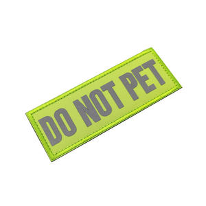 Reflexivo bordado Eco-friendly <span class=keywords><strong>Nylon</strong></span> para Pet Strap Service Dog Training IN-TRAINING Service Dog Patches - Product Image 4