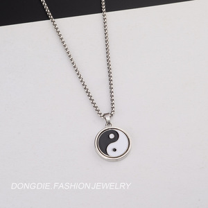 Colliers de haute qualité <span class=keywords><strong>pour</strong></span> couples, idées cadeaux, bijoux, collier Tai Chi, pendentif rotatif à huit trigrammes, bien poli, Yin et Yang - Product Image 3