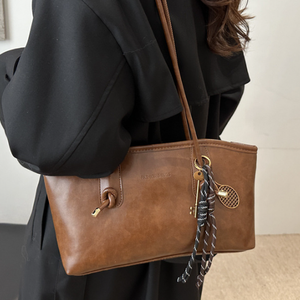 High-end Textured Retro PU <strong>Solid</strong> Color Large-capacity Zipper Shoulder <strong>Bag</strong> with Polyester Lining for Women Autumn and Winter - Product Image 1
