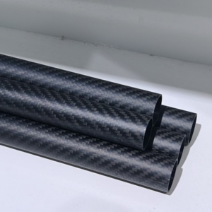 Varillas especializadas de fibra de carbono reforzada de baja densidad y alta resistencia para la ligeraización de equipos de gran altitud - Product Image 1