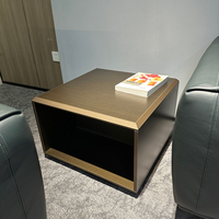Table d'appoint de bureau carrée moderne en bois écologique E1 avec rangement ouvert pour réception et salon de bureau