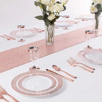 Assiettes en plastique bon marché en gros, design en dentelle creuse or rose, ensembles de vaisselle de fête, ensembles de vaisselle jetables dorés, 250 pièces