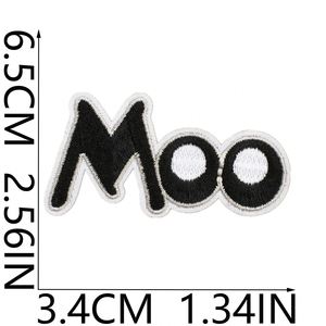 Patch brodé thermocollant mignon de vaches laitières pour décoration ou cadeau - Product Image 4