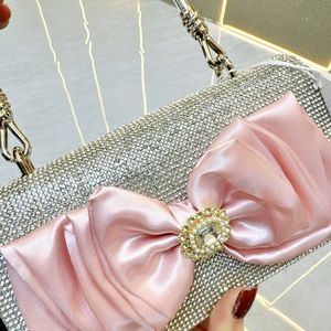 <span class=keywords><strong>Bolsa</strong></span> <span class=keywords><strong>de</strong></span> Celofán Transparente Reutilizable <span class=keywords><strong>de</strong></span> Material PU con Diseño <span class=keywords><strong>de</strong></span> Diamantes Holográficos para Regalos <span class=keywords><strong>de</strong></span> Boda, Cumpleaños, Pequeña, <span class=keywords><strong>de</strong></span> Fábrica China - Product Image 3