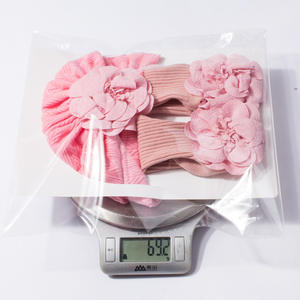 Neues europäisches und amerikanisches Babyhut-und Socken-Set Niedliche Blume Kinderhut-Kombination Grenz überschreiten des Baby-Zweiteiler-Set - Product Image 3