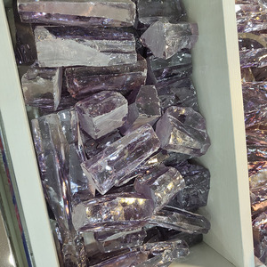 Circonia Cúbica sin Cortar, Materia Prima de Color Violeta Claro, CZ Sintético en Bruto para la Fabricación de Gemas - Product Image 2