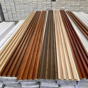 Paneles de Revestimiento de Paredes Interiores Aveeno Four Groove, Decoración de Paredes con Aspecto de Madera, Revestimiento de Madera Compuesta, Paneles de Rejilla para Paredes, Soluciones para Proyectos Hoteleros - Product Image 1