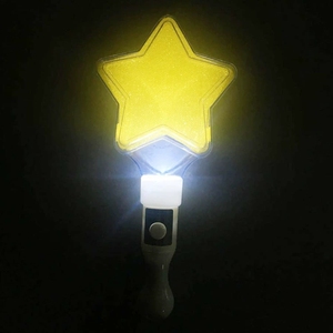 ไฟ LED รูปดาวแบบขายส่ง ไฟกระพริบแบบแท่ง พร้อมโลโก้สั่งทำ สำหรับงานคอนเสิร์ต อุปกรณ์เชียร์ - Product Image 5