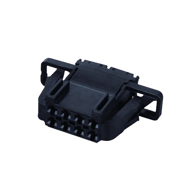 DJ70820-2.3-10 Auto Amp 8 Pins Wire Harness Connector