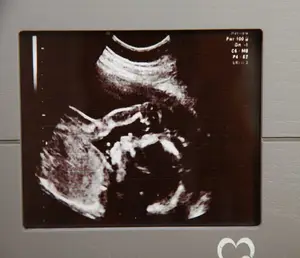 Desain baru cinta pada pandangan pertama abu-abu bayi Sonogram kenang-kenangan Hari Ibu hadiah kehamilan bingkai foto kayu