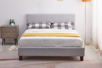 Lit Double Luxe King/Queen avec Cadre en Métal et Pieds en Bois, Tête de Lit Haute, Plateforme Rembourrée – Offre Spéciale