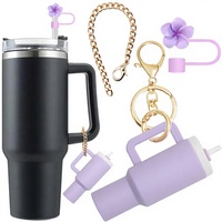 Mini porte-clés en silicone pour gobelet, pendentif, anneau porte-clés en plastique pour tasse, bouchon de paille, cadeau