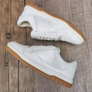 Chaussures de sport pour hommes, conçues par des designers de haut niveau, sur mesure, à lacets, antidérapantes, rembourrées, confortables et élégantes, chaussures décontractées. - Product Image 4